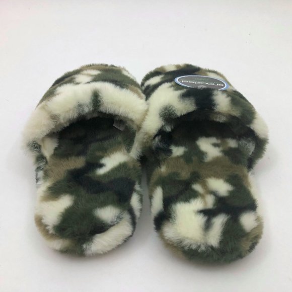 NWT Snoozies Women's Camo Slide Slippers Medium 7/8 - Picture 4 of 7